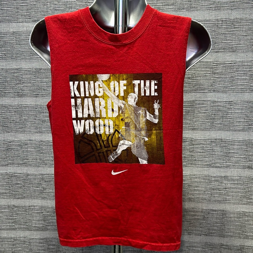Boy’s size 8 Nike muscle t-shirt
